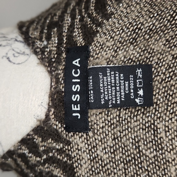 Vintage Reversible Zebra Cape Shawl - Picture 11 of 11